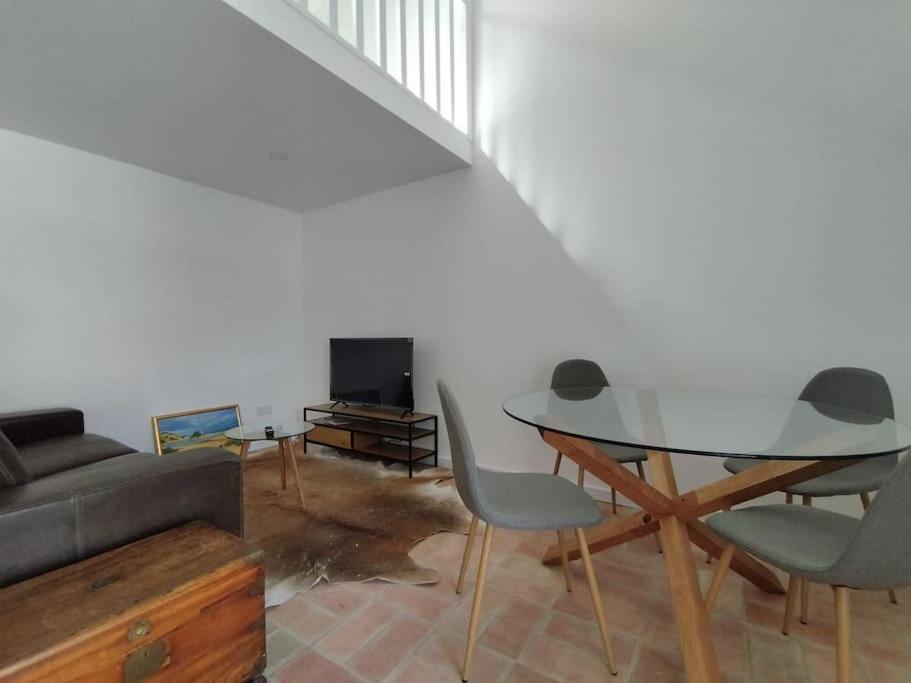 28 Casa Do Avo - 2km From The Sesimbra